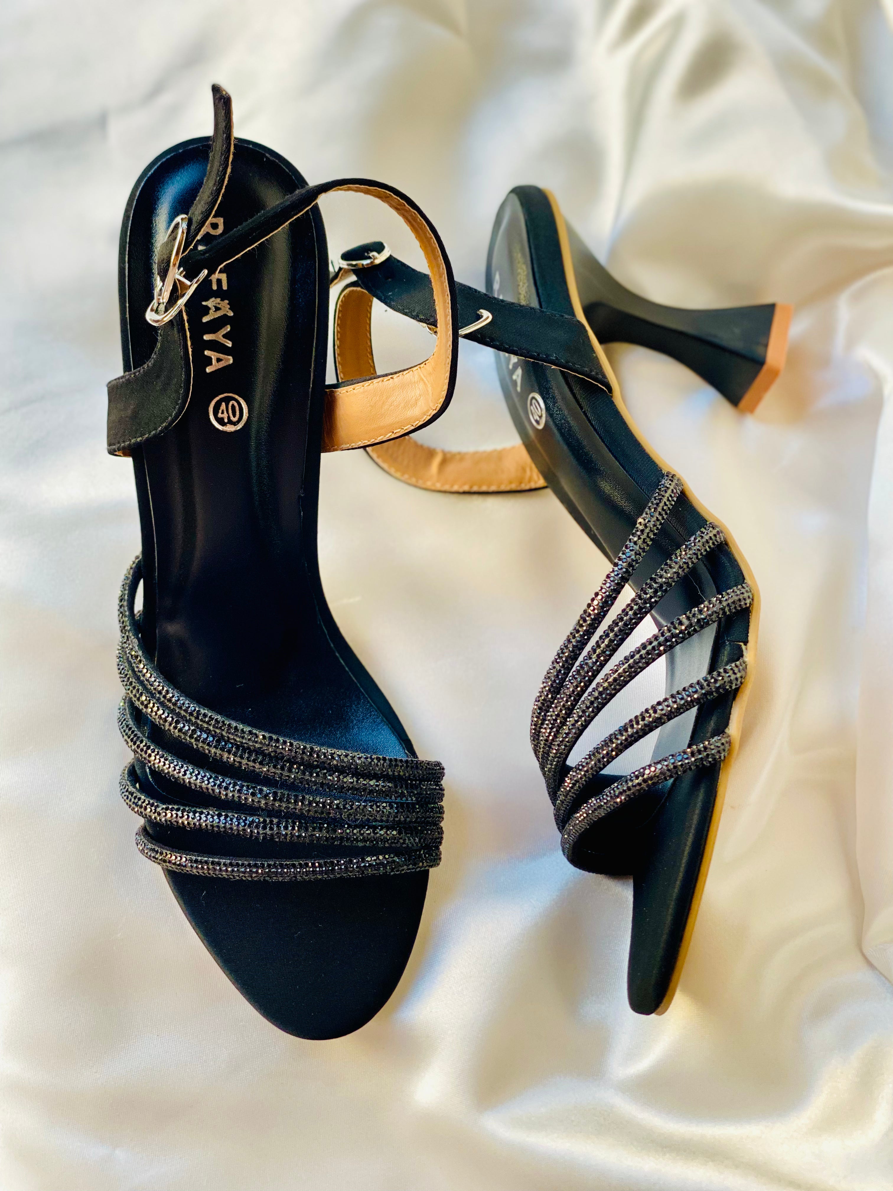 Twist Heels